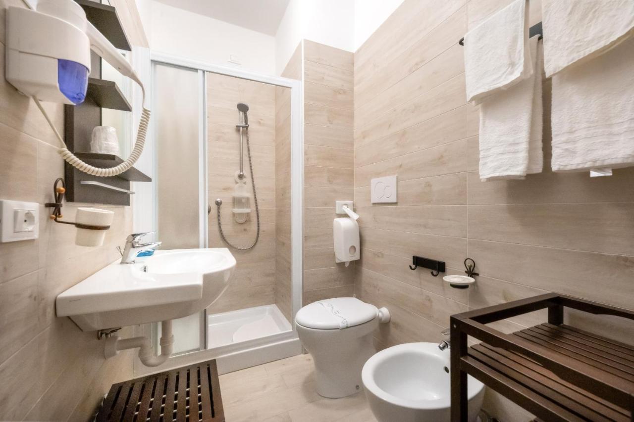 Hotel Tizian Beach Caorle Exterior photo